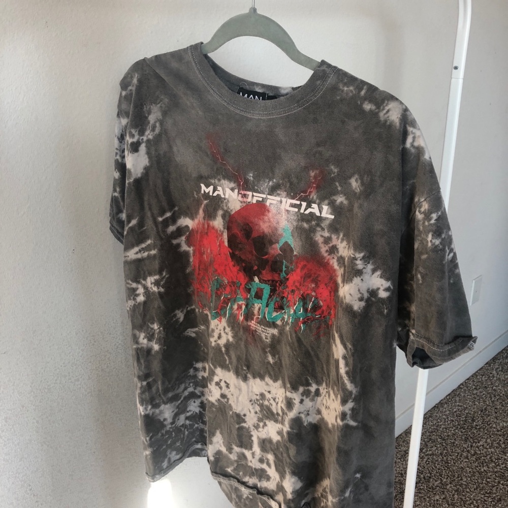 BoohooMAN skull t shirt
